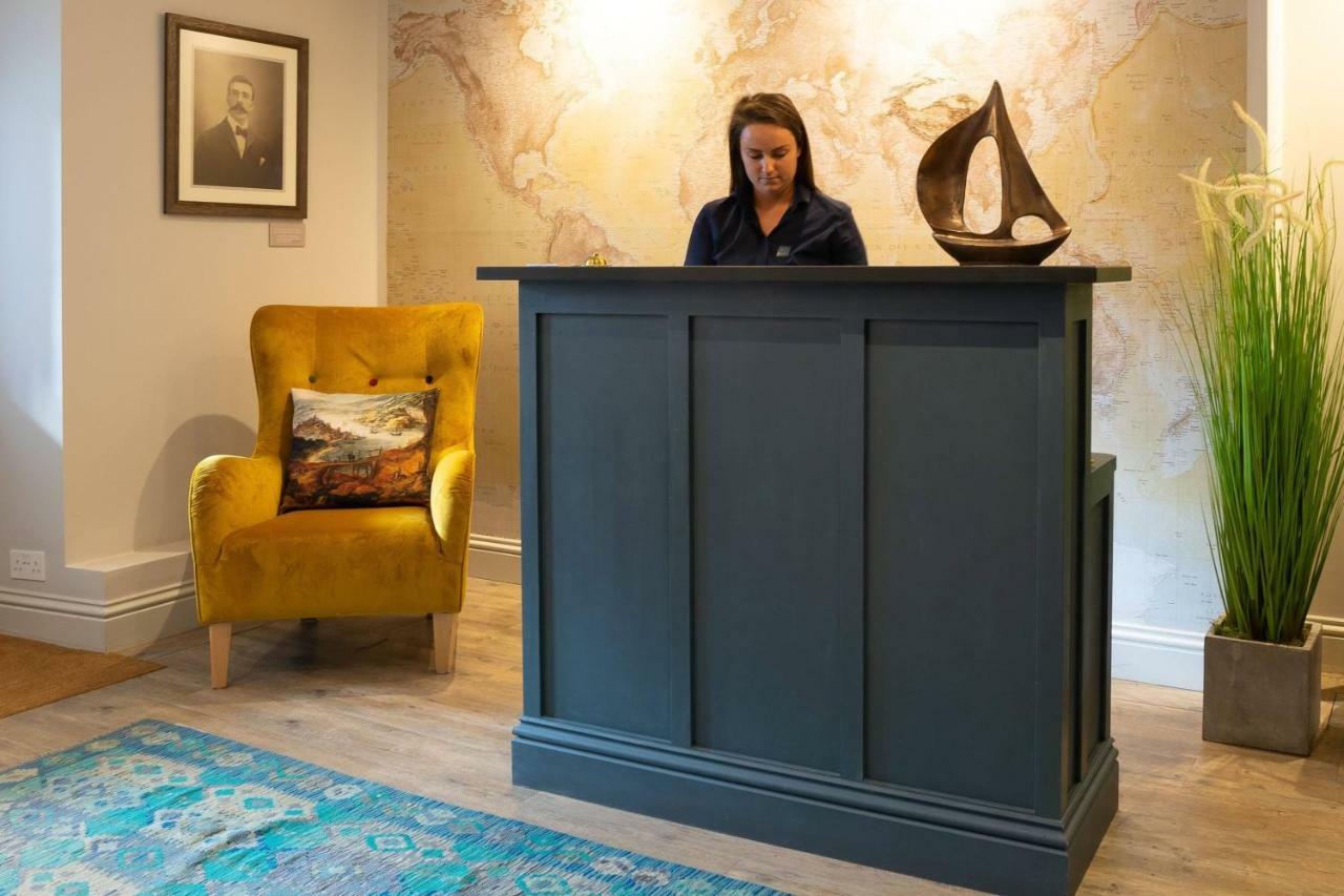 Отель Marazion Hotel 4*